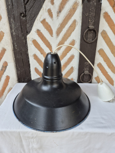 Suspension gamelle industrielle luminaire lustre