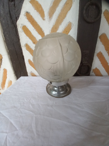 Plafonnier lustre globe Art Déco